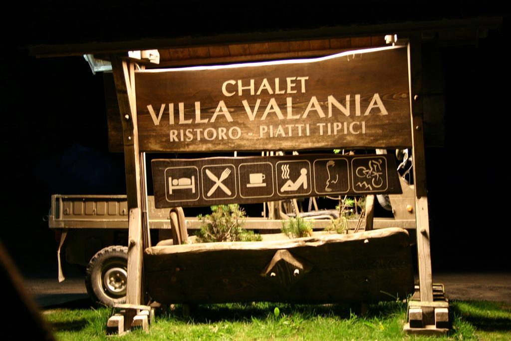 Chalet Villa Valania Pradelle Exterior photo